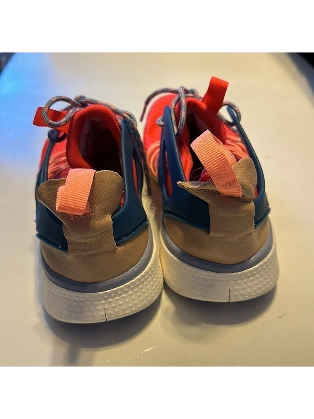 NIKE Free Virtious womens sneakers size 7; 725060-600 - Picture 4 of 7